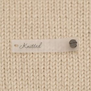 Бирка съемная с надписью Knitted (связанно) 1.2см*6см (силикон)